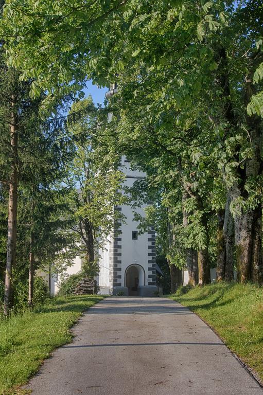Gostilna Pension Blegos Poljane nad Škofjo Loko Dış mekan fotoğraf