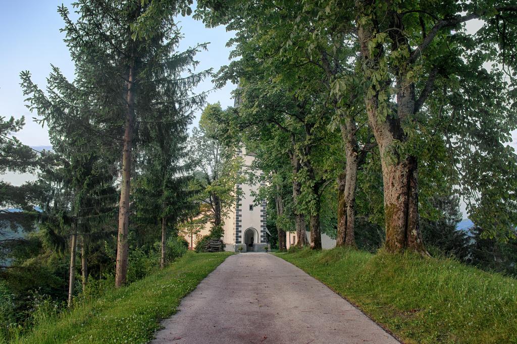 Gostilna Pension Blegos Poljane nad Škofjo Loko Dış mekan fotoğraf