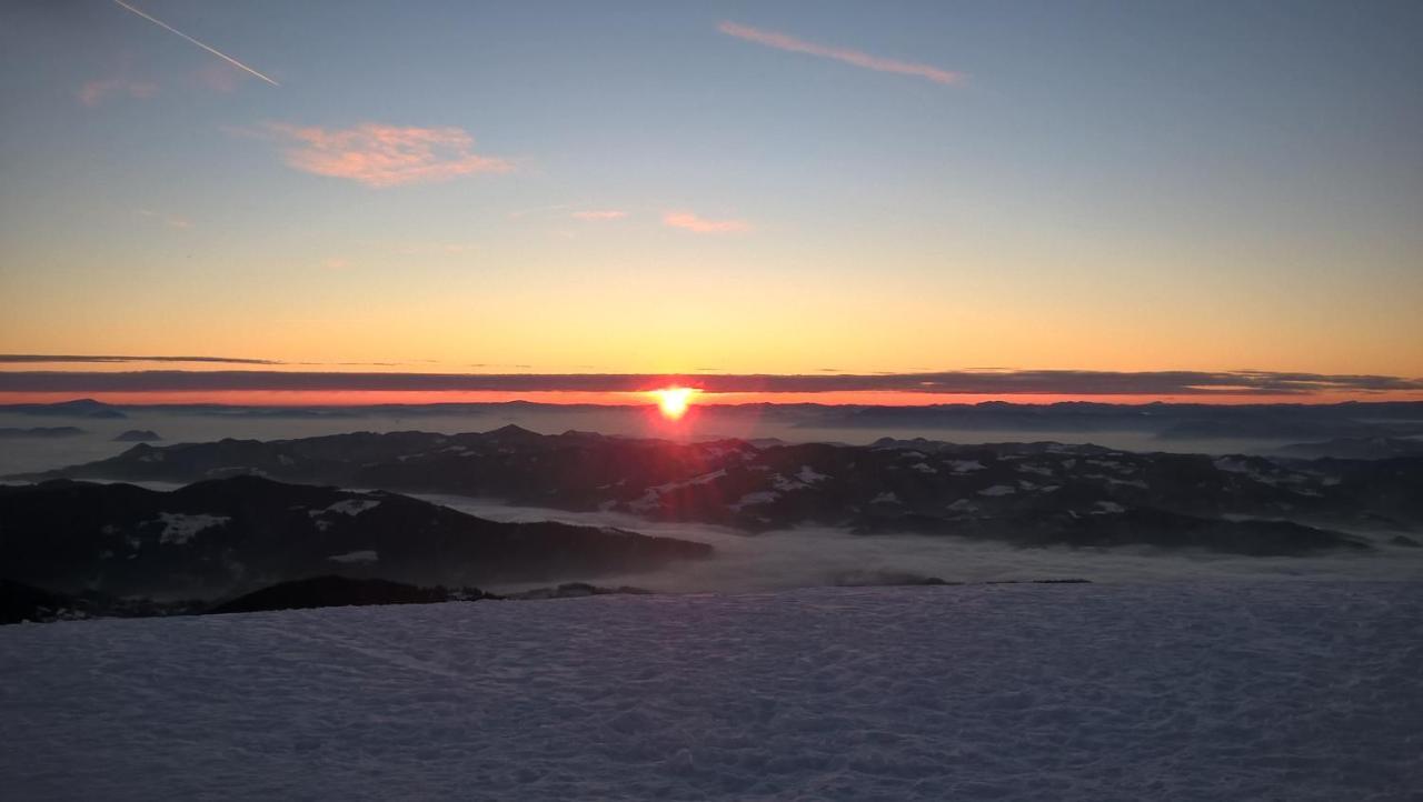 Gostilna Pension Blegos Poljane nad Škofjo Loko Dış mekan fotoğraf